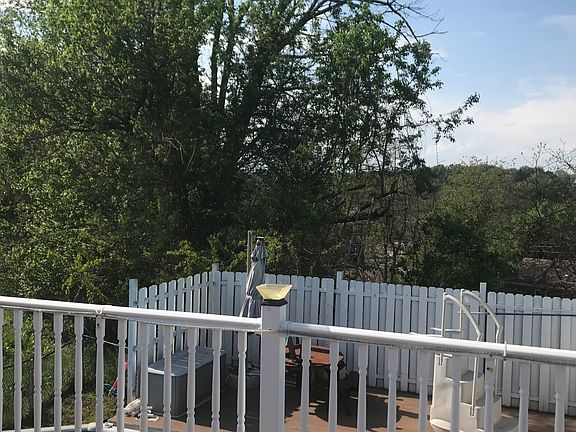 3rd image of 2856 Dolores Dr
