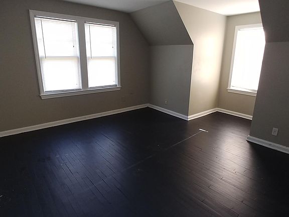 4th image of 8010 Virginia Ave