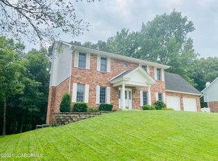 1822 Chelle Ct, Jefferson City, MO 65101