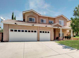 4061 Sungate Dr, Palmdale, CA 93551