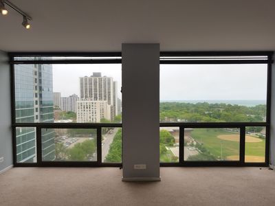 4343 N Clarendon Ave APT 1418, Chicago, IL, 60613