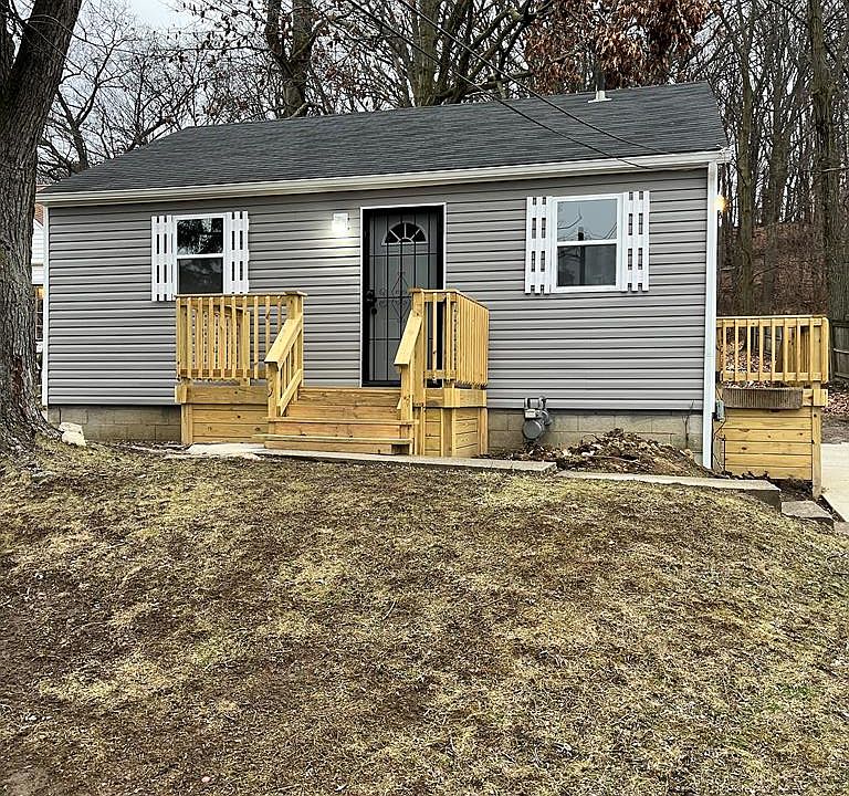 1st image of 642 Newman St