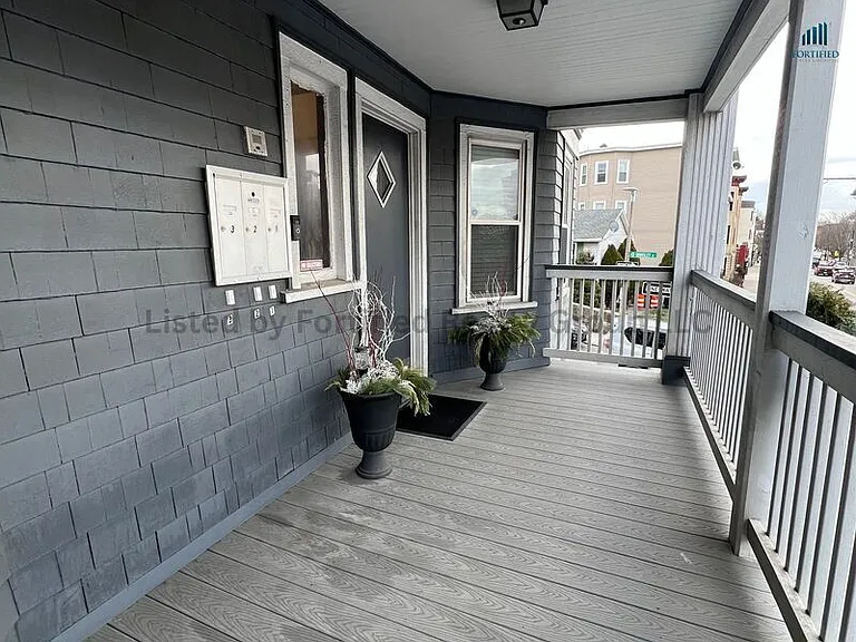 142 Washington St #3 — Photo 26