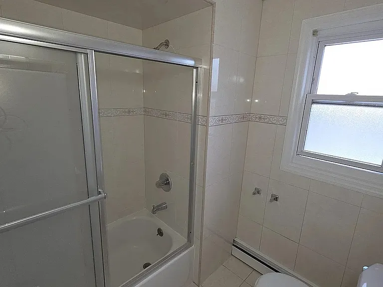 172 Nassau Blvd #1L — Photo 9