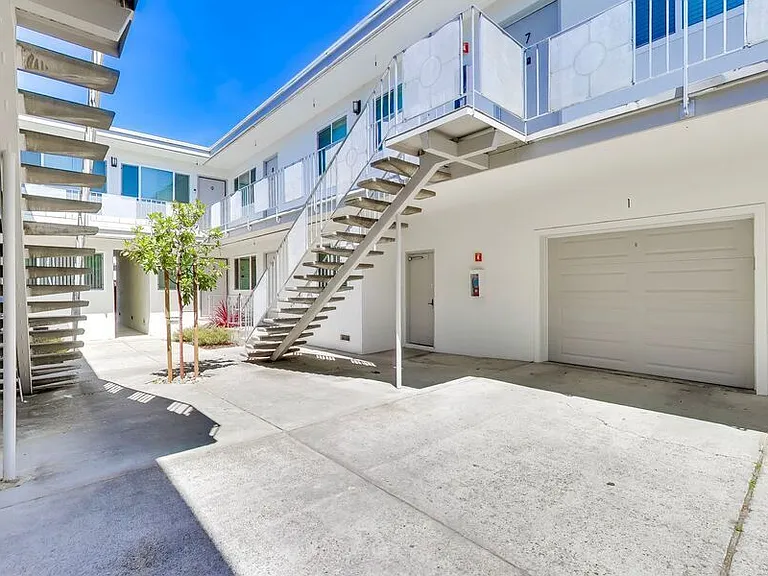 170 Stoakes Ave #9 — Photo 13