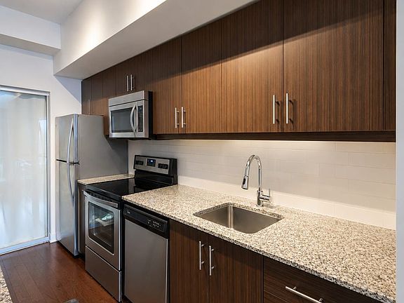 5th image of 10 Willison Sq #607