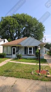 24109 Carlysle St, Dearborn, MI, 48124