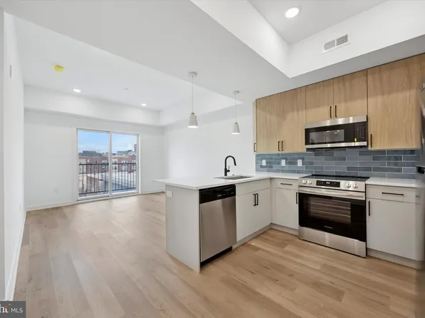 2020 Frankford Ave #402, Philadelphia, PA 19125