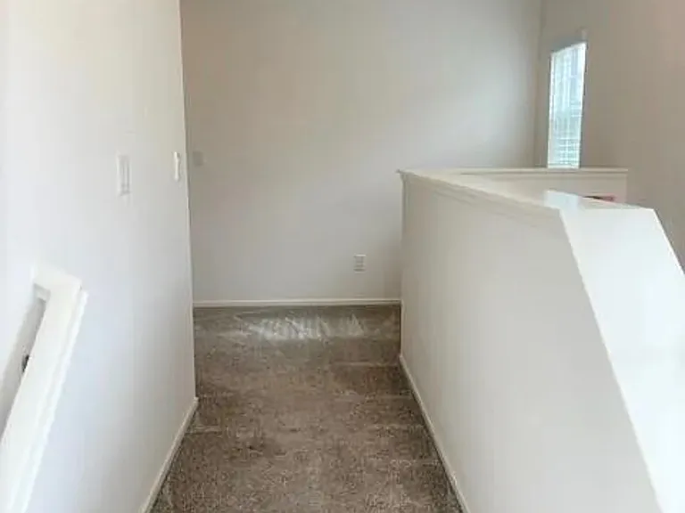 30485 Village Terrace Dr — Photo 2
