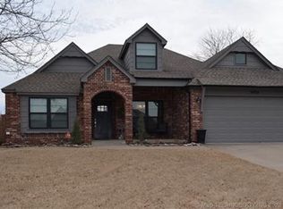 14954 Courtney Ln, Glenpool, OK 74033