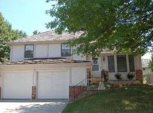 6651 Charles St, Shawnee, KS 66216