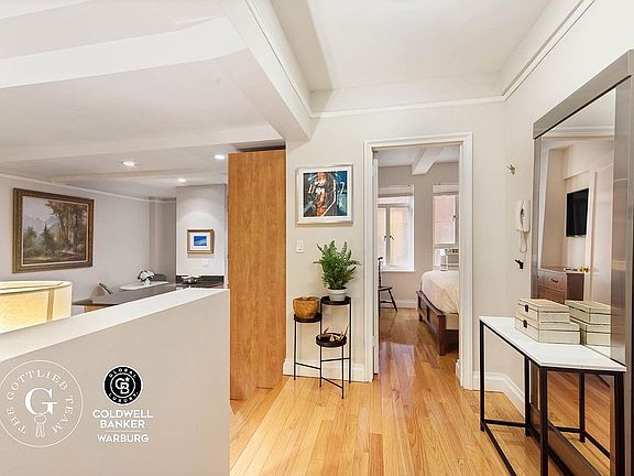 4th image of 20 E 35th St APT 3H