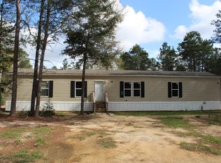 860 Osage Dr, Defuniak Springs, FL 32433