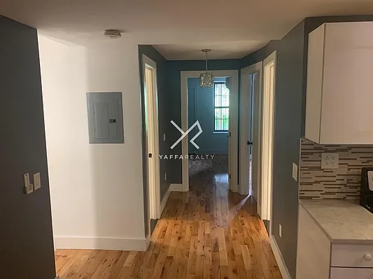 Rented by Yaffa Realty LLC | media 6