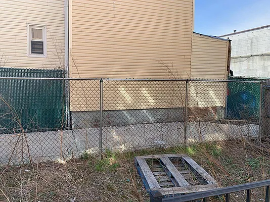 Rented by Yup Realty LLC | media 11