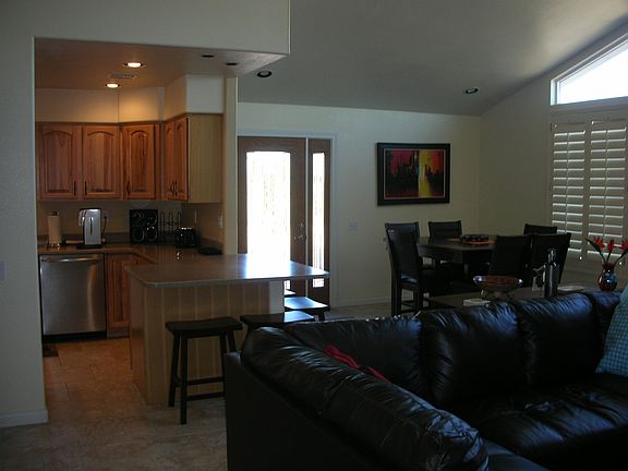 3rd image of 11041 W Crestbrook Dr