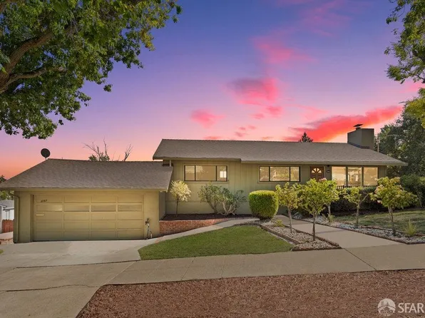 2863 Briarfield Ave, Redwood City, CA 94061