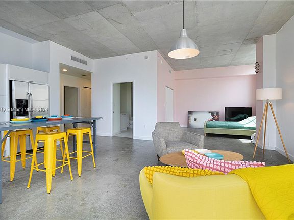 5th image of 133 NE 2nd Ave APT 1819