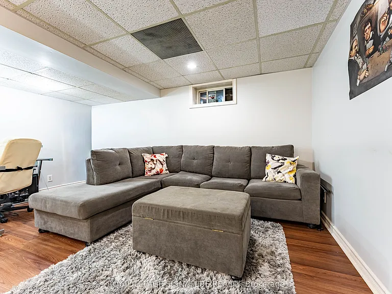 25 Hun Cres — Photo 41