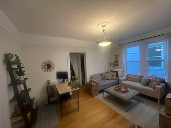 Rented by REALTY QUEST NEW YORK INC