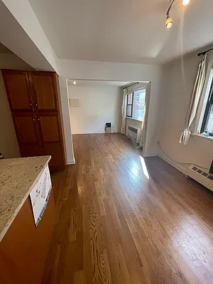 Rented by Modern Spaces | media 15