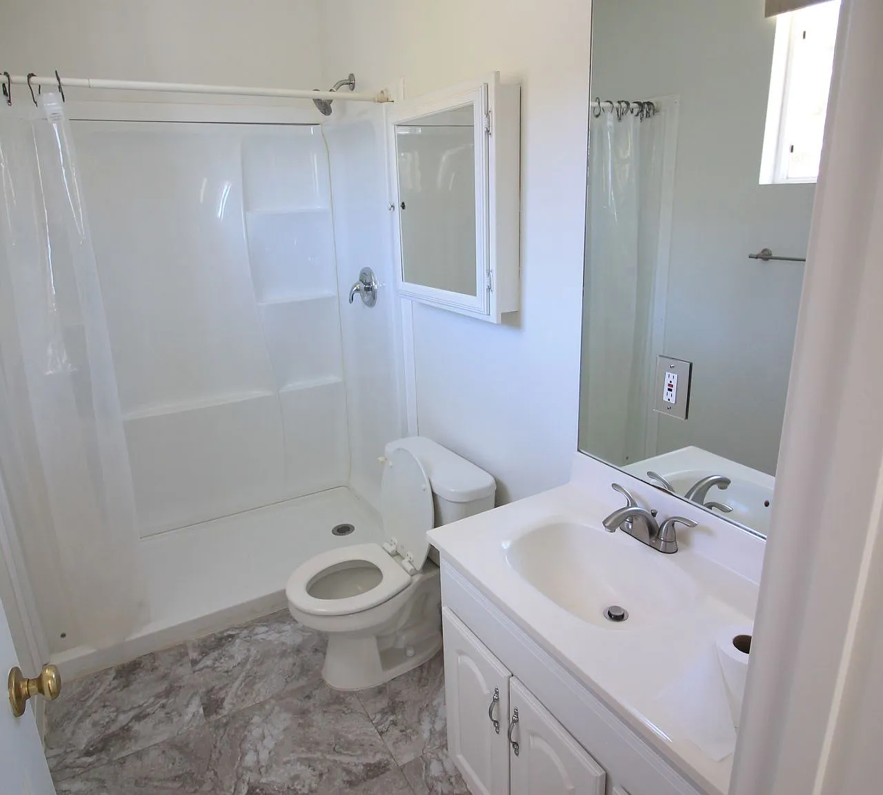 2 bed, 1274 sqft, $3,495 — Photo 2