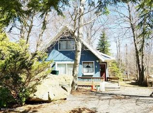 8504 Hillcrest Dr, Tobyhanna, PA 18466
