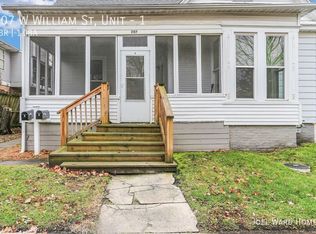 207 W William St #1, Champaign, IL