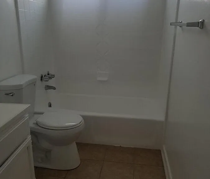 13922 Yukon Ave #3 — Photo 10