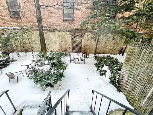 Rented by Compass | media 15