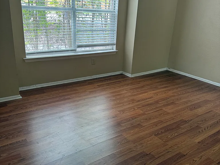 21638 Longwood — Photo 8