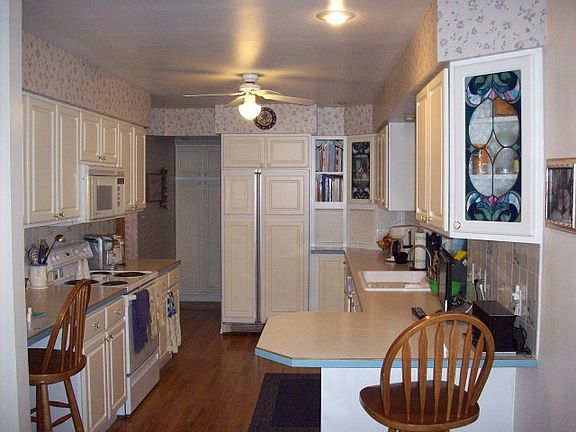 3rd image of 1917 21st Avenue Ct