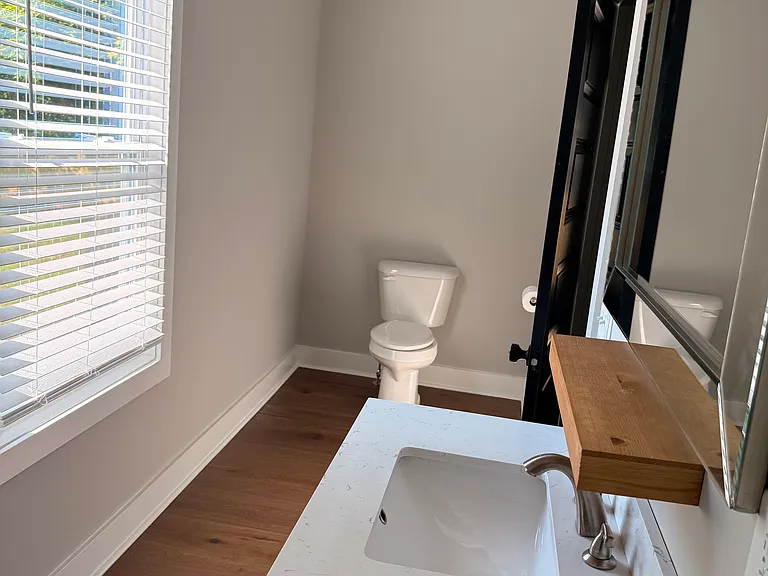 557 Garner St — Photo 17