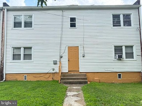 5th image of 3014 Massachusetts Ave SE