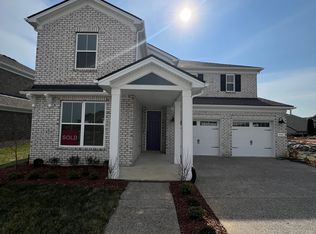 486 Carriage House Ln, Hendersonville, TN 37075