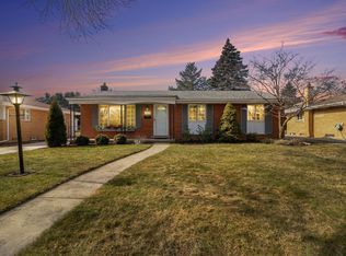 14941 Fairway St, Livonia, MI 48154