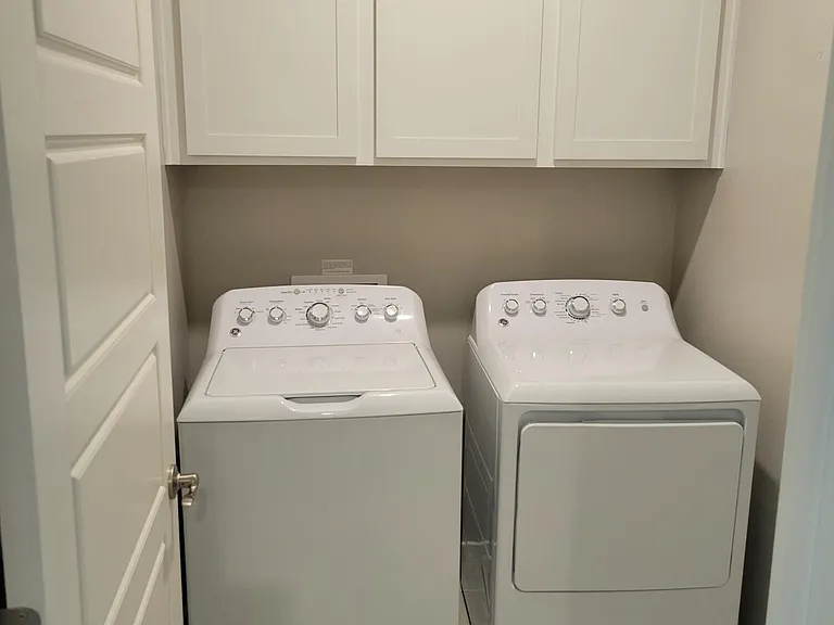 8234 N 22nd Dr — Photo 30