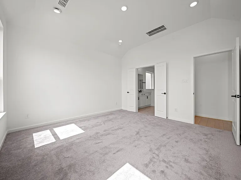 21643 Lampeter River Ln — Photo 13