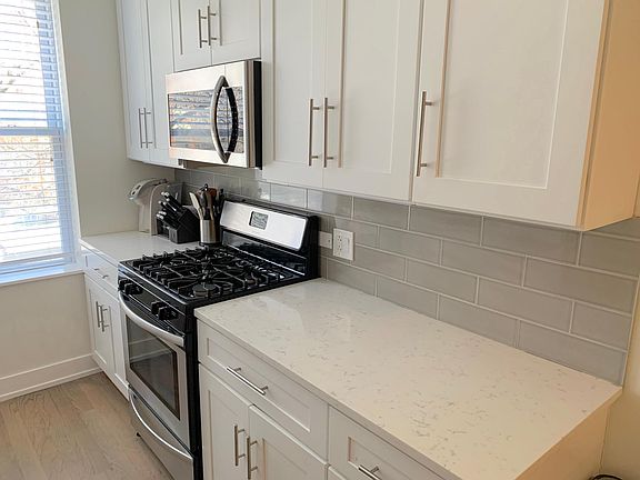 4th image of 1407 N Bosworth Ave #201