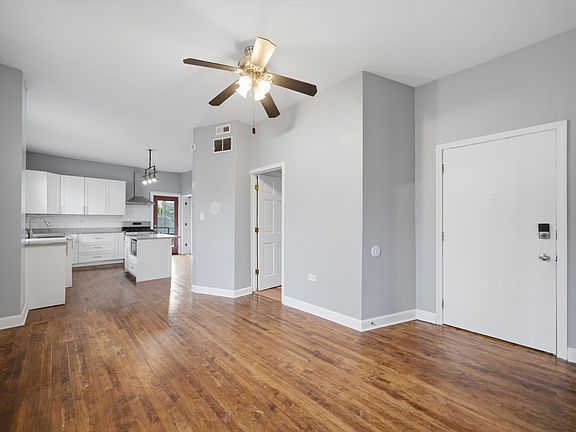 5th image of 747 N Throop St APT 3