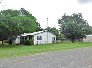 1251 Live Oak Dr, Marble Falls, TX 78654
