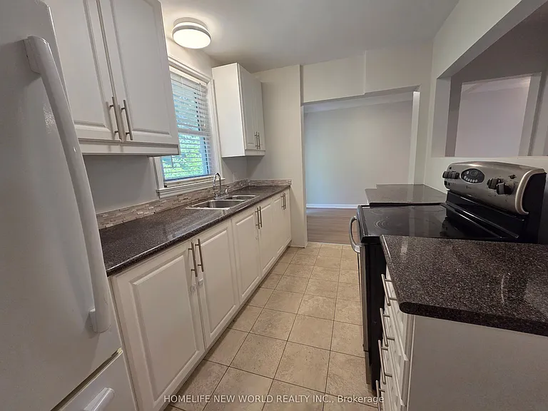 544 Mary St E #MAIN — Photo 7
