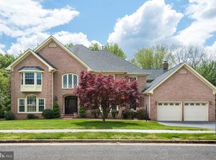 9459 Deramus Farm Ct, Vienna, VA 22182