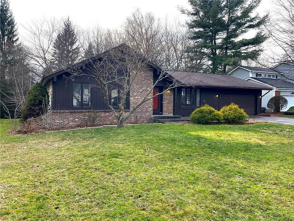 1st image of 373 Sannita Dr