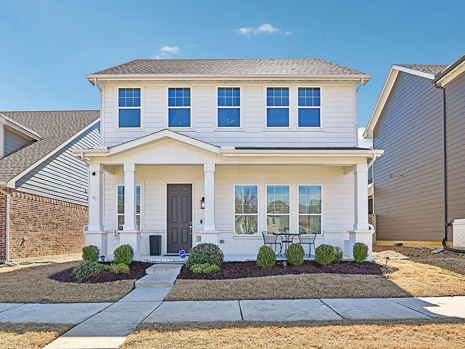 1st image of 2513 Elm Pl