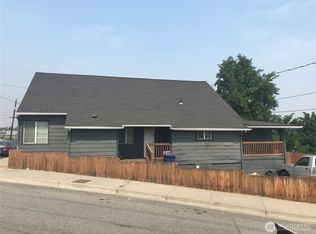 541 Walker Ave, Wenatchee, WA 98801