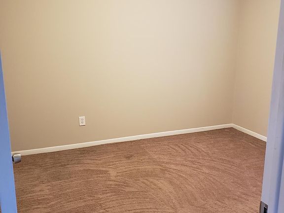 5th image of 12395 South Ln APT 3