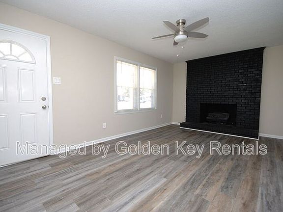 2nd image of 203 Muriel Hooks Dr