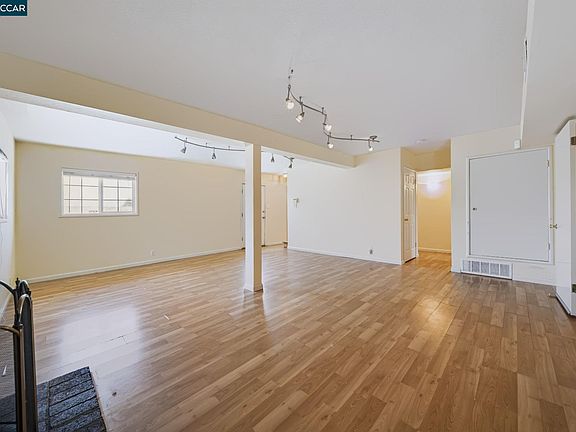 5th image of 4600 Sandmound Blvd