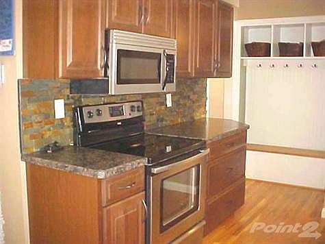 Gorgeous cherry kitchen